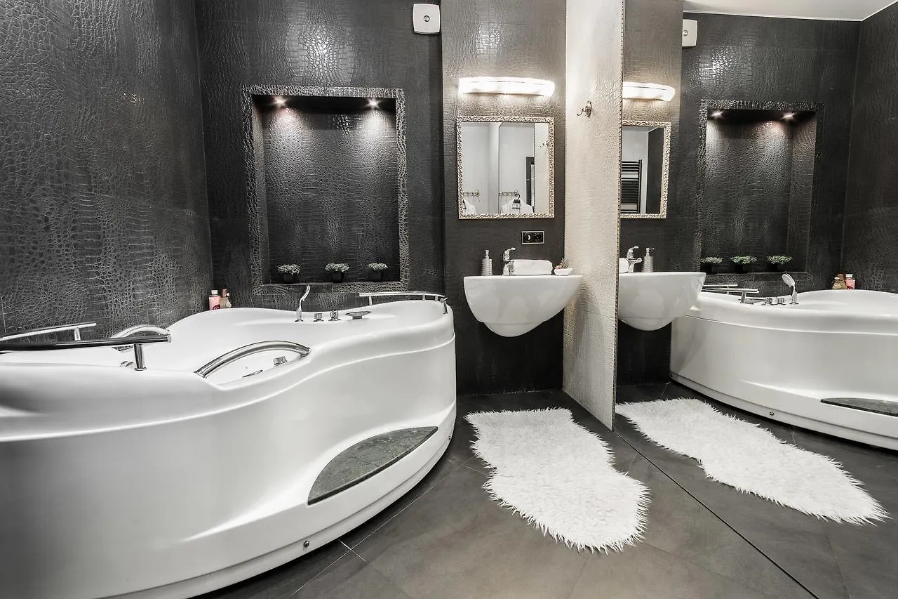 Apartment Mgapartments 3 Rooms Miasnikova Sq. Vip Minsk