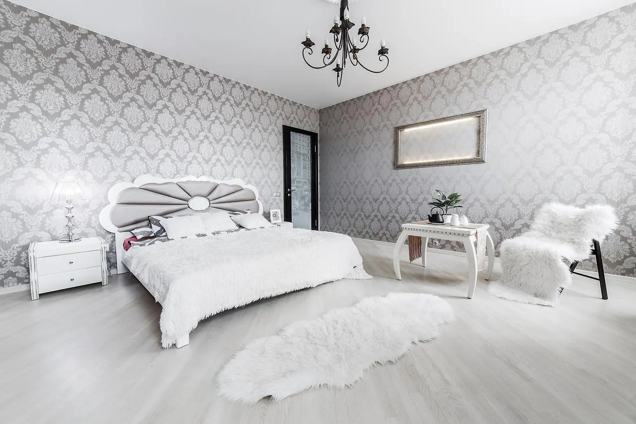 Mgapartments 3 Rooms Miasnikova Sq. Vip Minsk Apartment